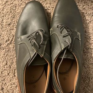 Men’s Dark Gray dress shoes